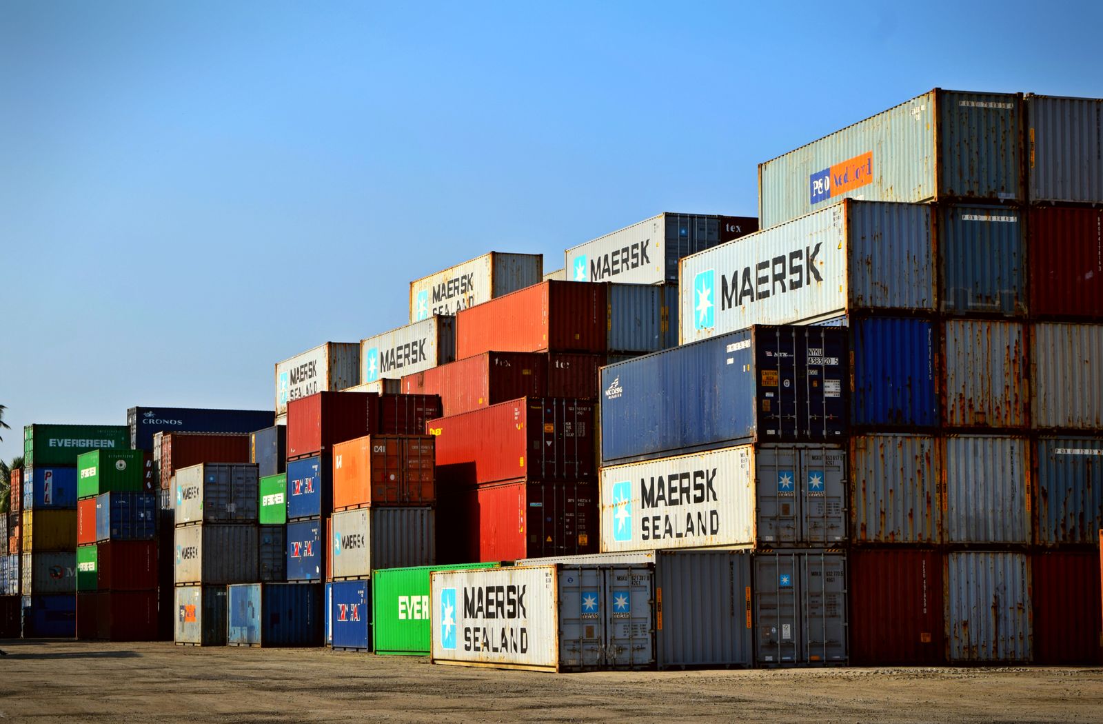 Renewable feedstock collection and loading at an industrial supplier site